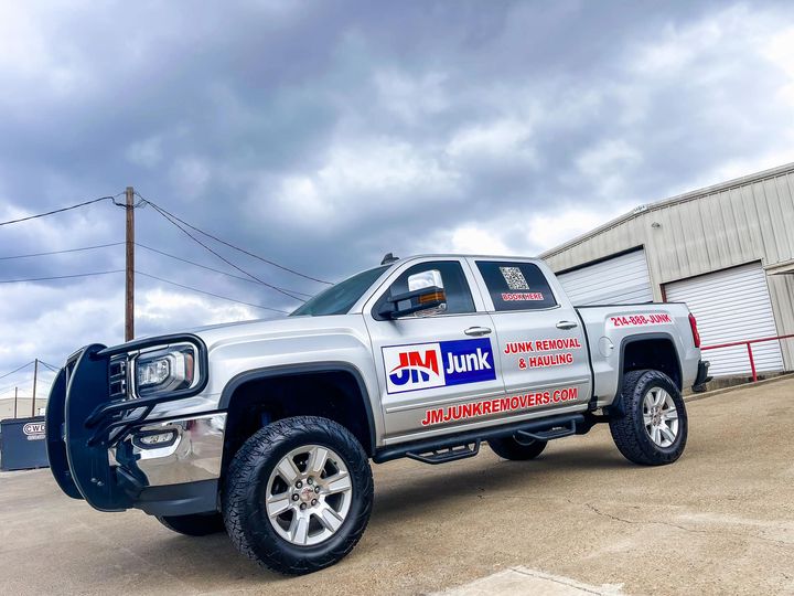 jm junk truck