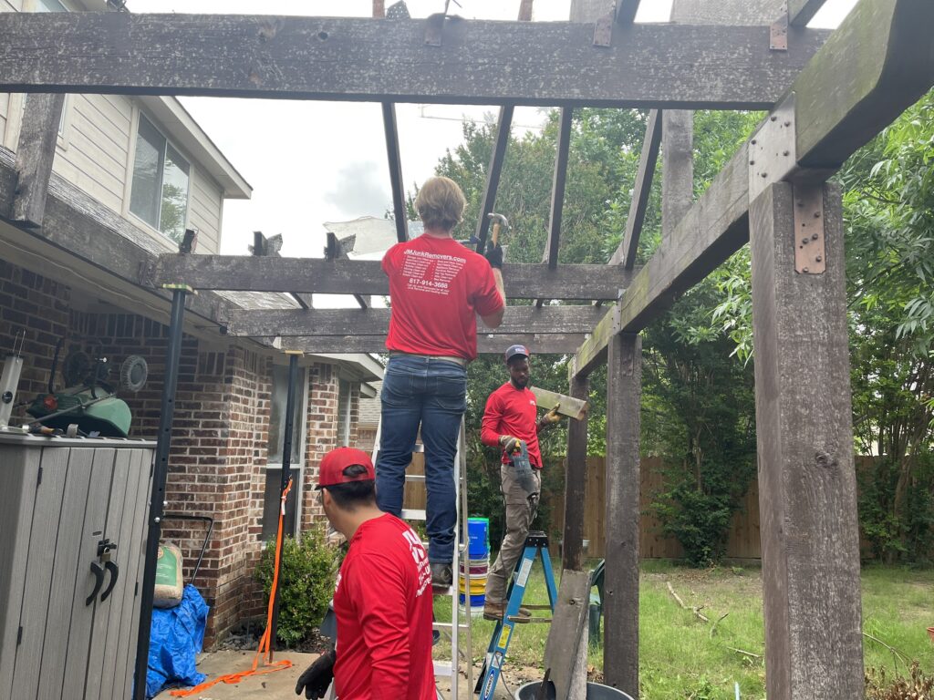 jm junk removing pergola