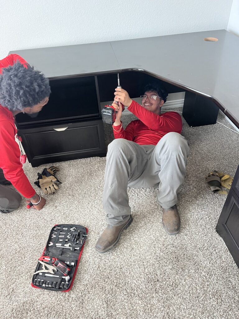 jm junk crews disassembling office furniture in wylie tx