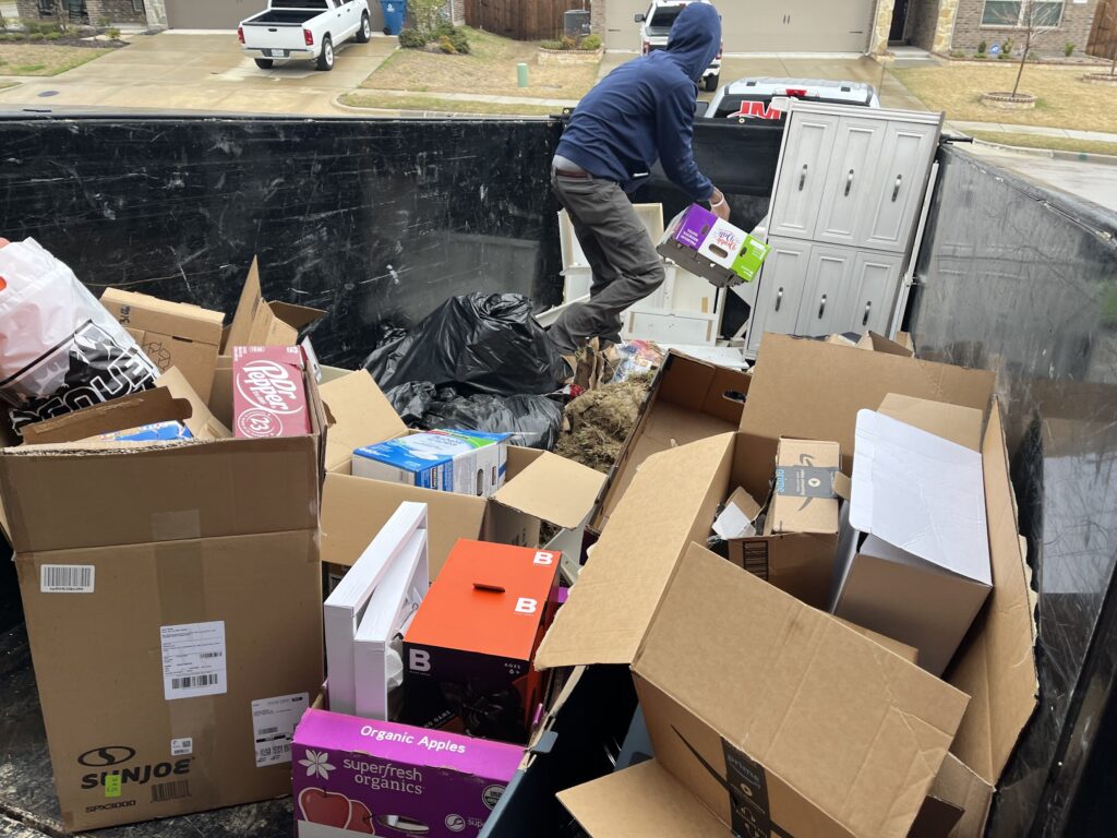 jm junk loading hoarder cleanout junk