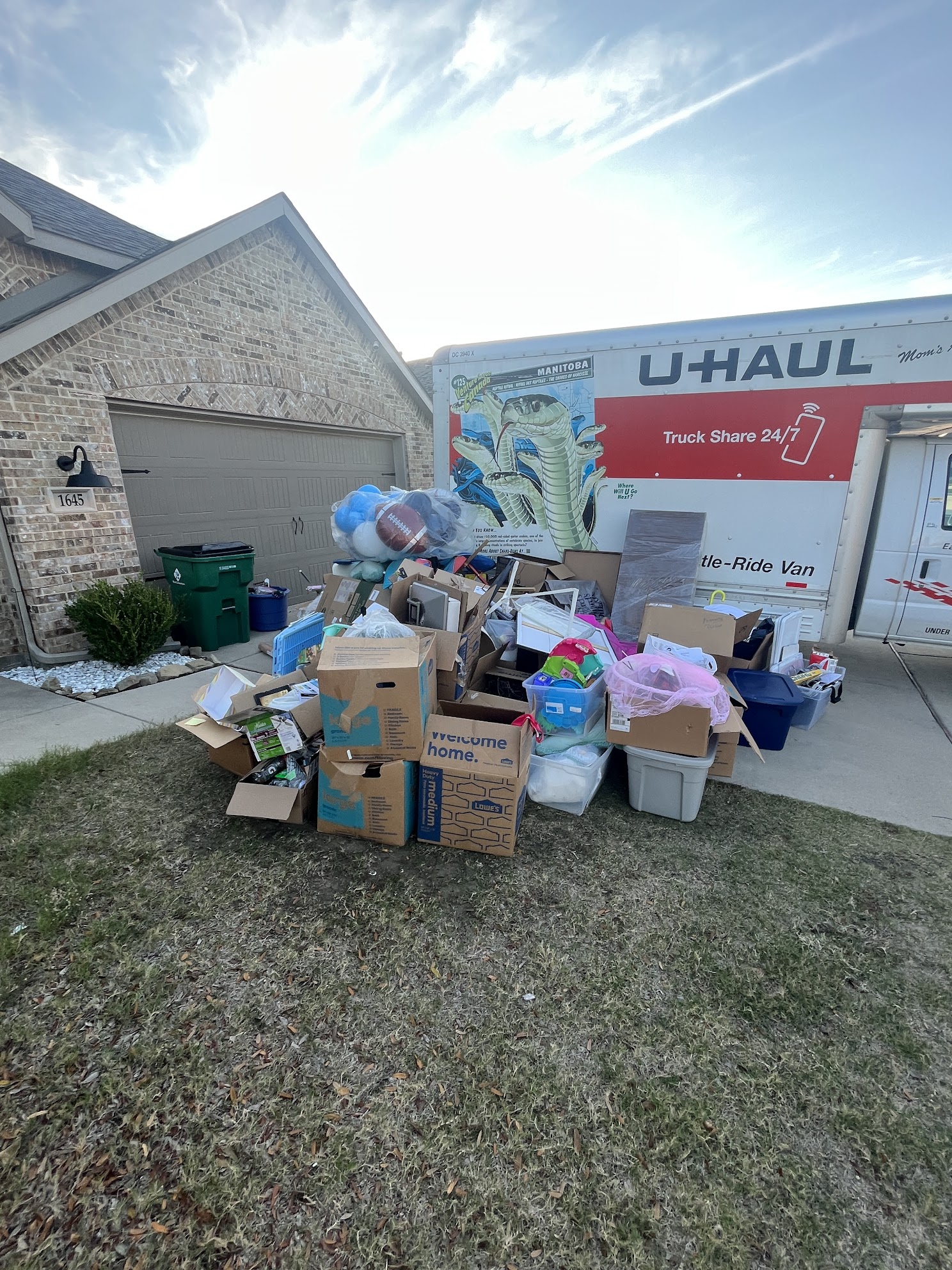 jm junk servicing for move out cleanout