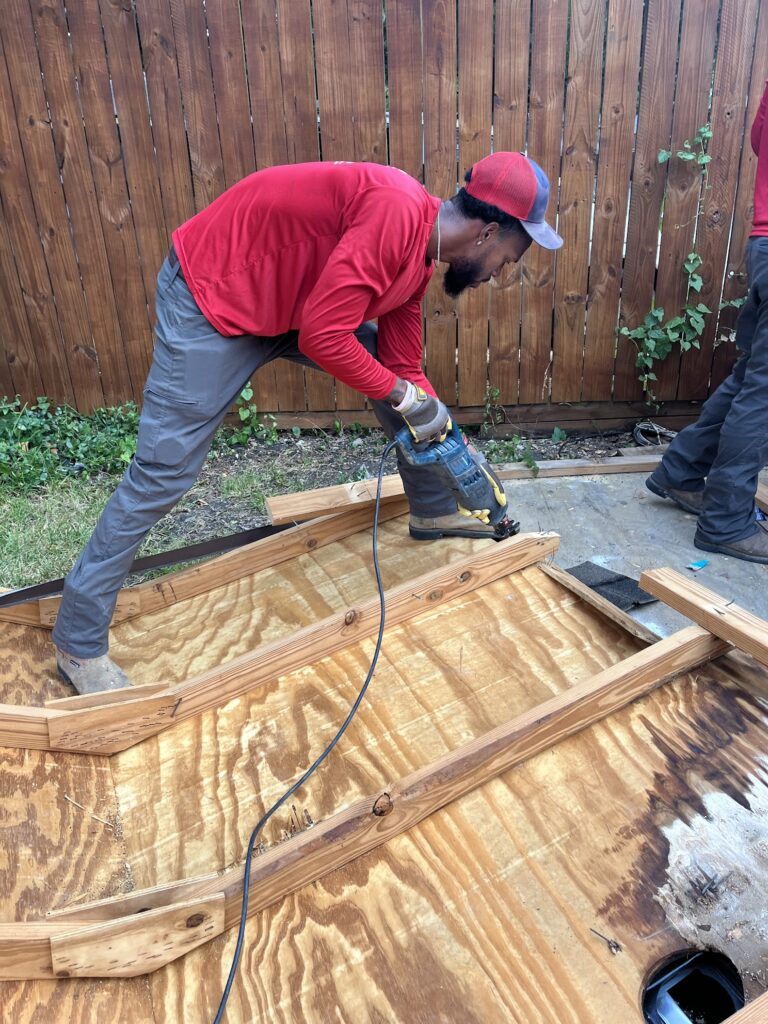 jm junk crew taking apart shed